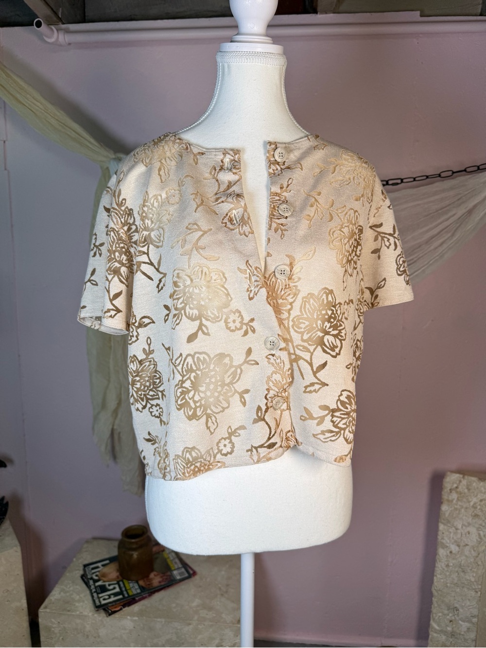 Vintage Style Champagne Floral Button Front Blouse – Medium